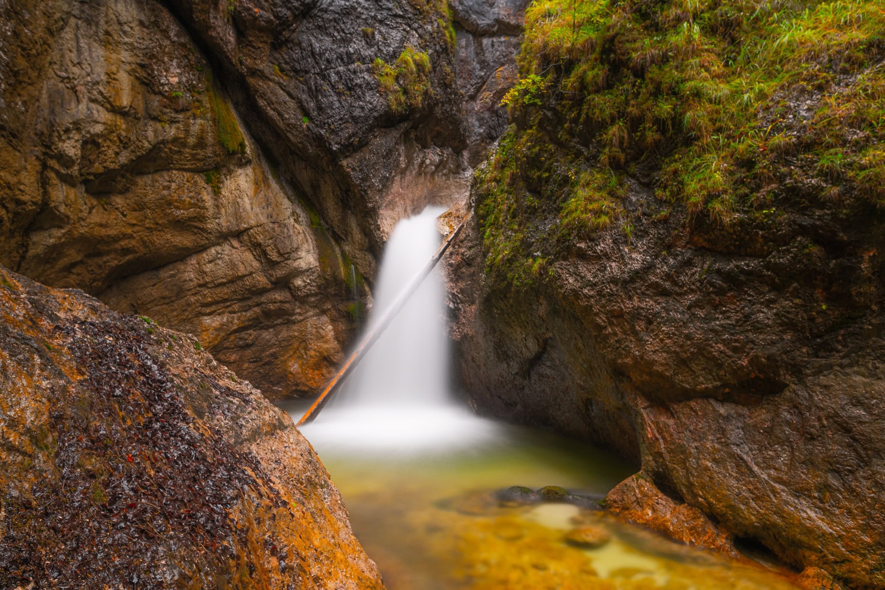 Fine-Art-Print Langzeitaufnahme Wasserfall in der Wimbachklamm bei Ramsau, Berchtesgadener Land, erhältlich als hochwertiger Kunstdruck.